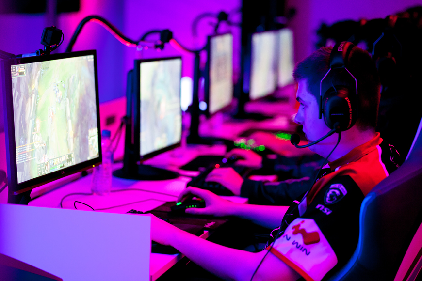 Riot to add UK CS qualifier spot, ESL UK to double LoL prize money for 2016 – rumour