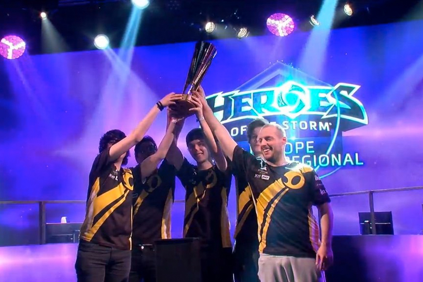 HotS teams will receive money when fans ‘cheer’ for them on Twitch – why not League of Legends?