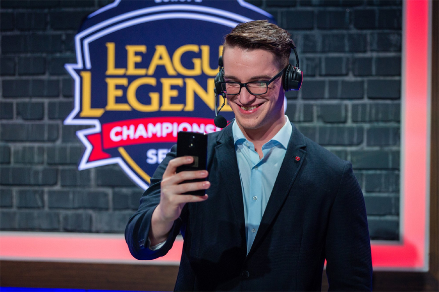 ’10/10 should cast Worlds’ – Medic makes his LCS debut and the community already loves him