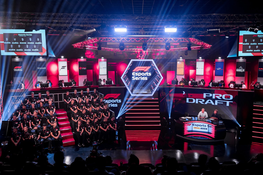 UK sim racers selected for F1 Esports Series